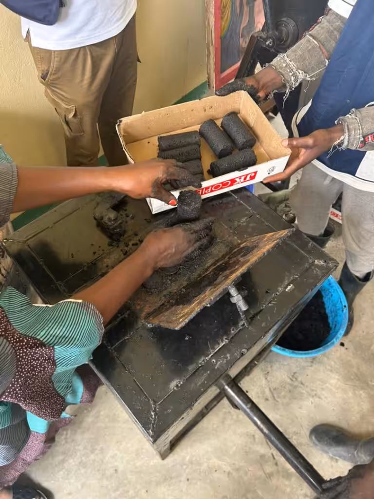 RDC_bricchette_carbone_ecologiche_Juvenat center6